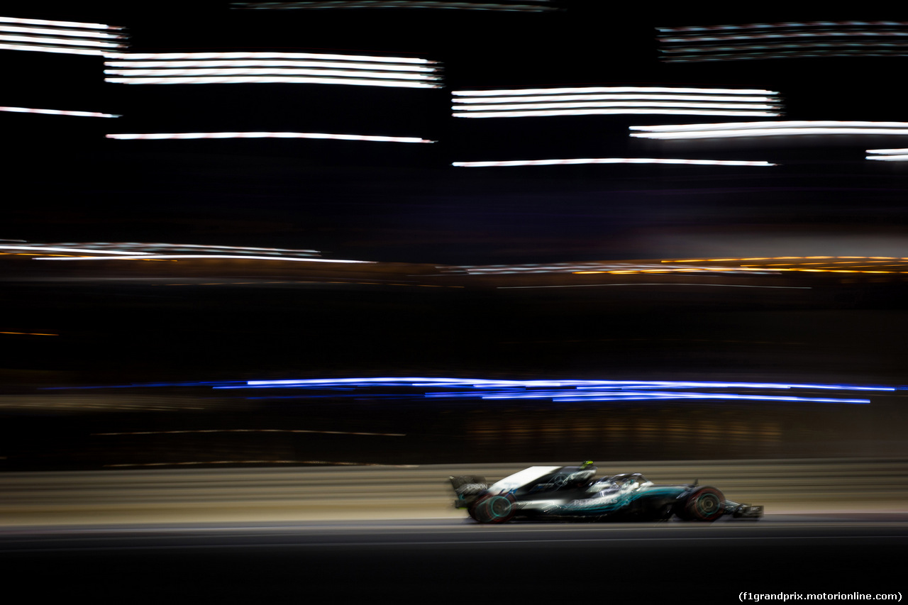 GP BAHRAIN, 06.04.2018 - Prove Libere 2, Valtteri Bottas (FIN) Mercedes AMG F1 W09