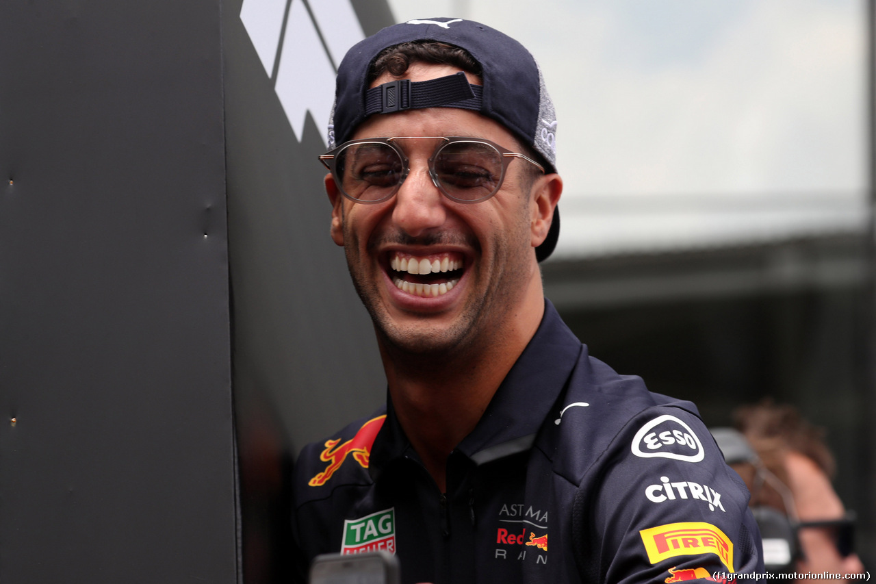 GP BRASILE, 11.11.2018 - Daniel Ricciardo (AUS) Red Bull Racing RB14