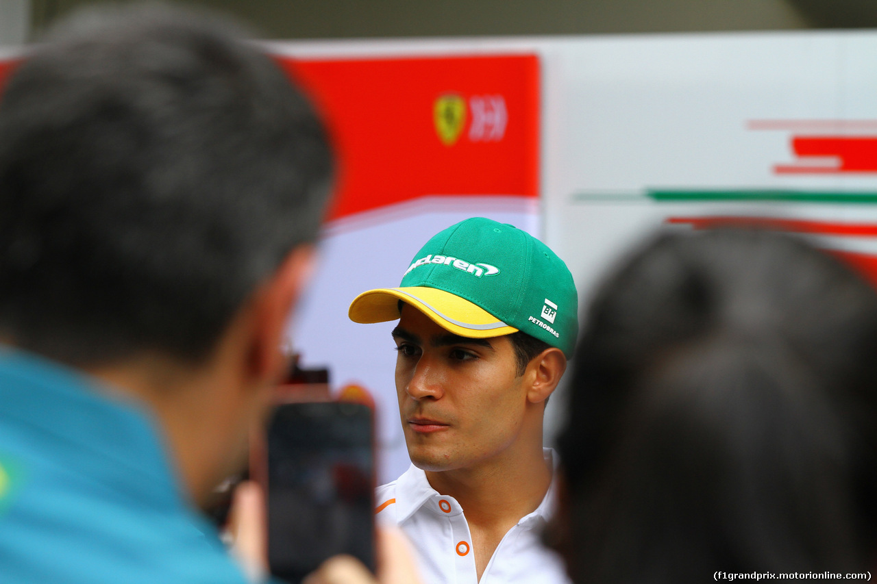 GP BRASILE, 11.11.2018 - Sérgio Sette Câmara (BRA) McLaren MCL33, Test Driver