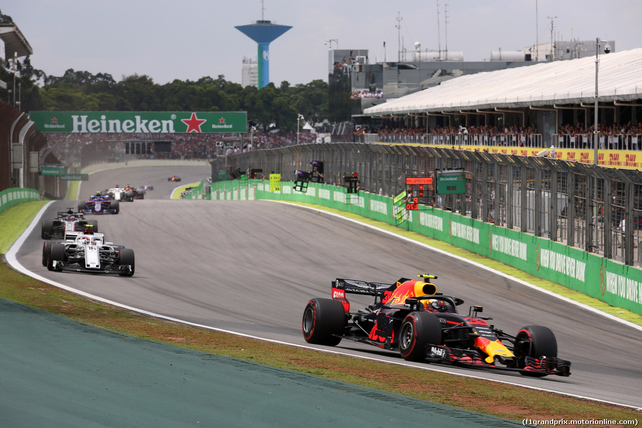 GP BRASILE, 11.11.2018 - Gara, Max Verstappen (NED) Red Bull Racing RB14