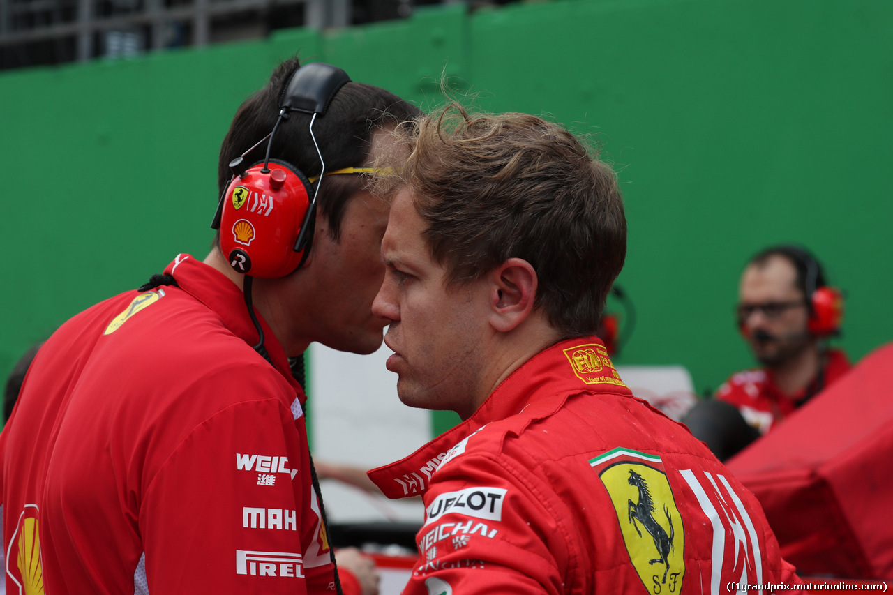 GP BRASILE, 11.11.2018 - Gara, Riccardo Adami (ITA) Ferrari Gara Engineer e Sebastian Vettel (GER) Ferrari SF71H