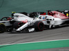 GP BRASILE, 11.11.2018 - Gara, Kevin Magnussen (DEN) Haas F1 Team VF-18 e Marcus Ericsson (SUE) Sauber C37