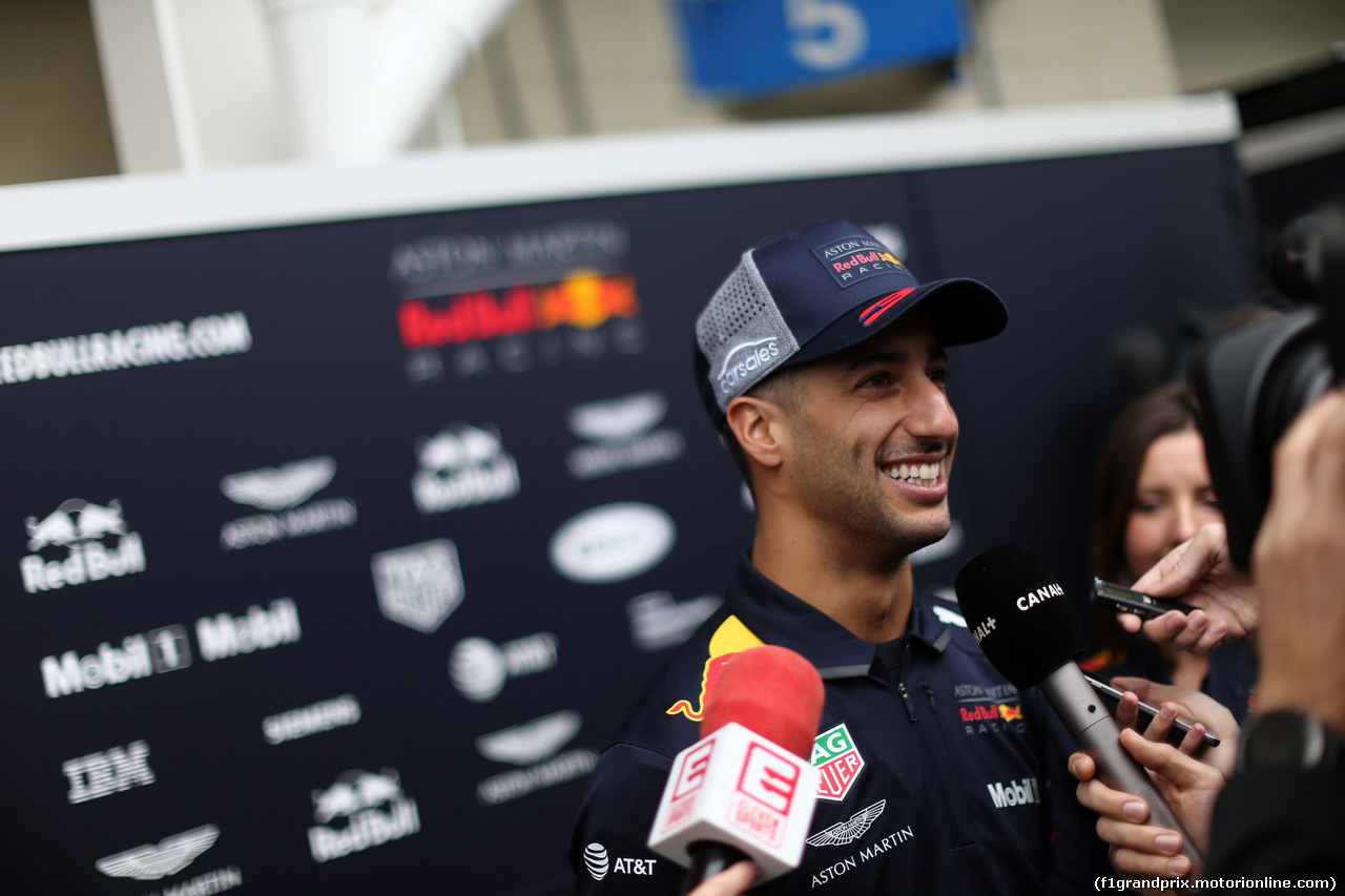GP BRASILE, 08.11.2018 - Daniel Ricciardo (AUS) Red Bull Racing RB14