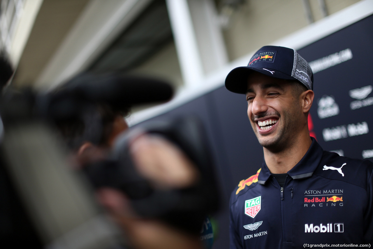 GP BRASILE, 08.11.2018 - Daniel Ricciardo (AUS) Red Bull Racing RB14