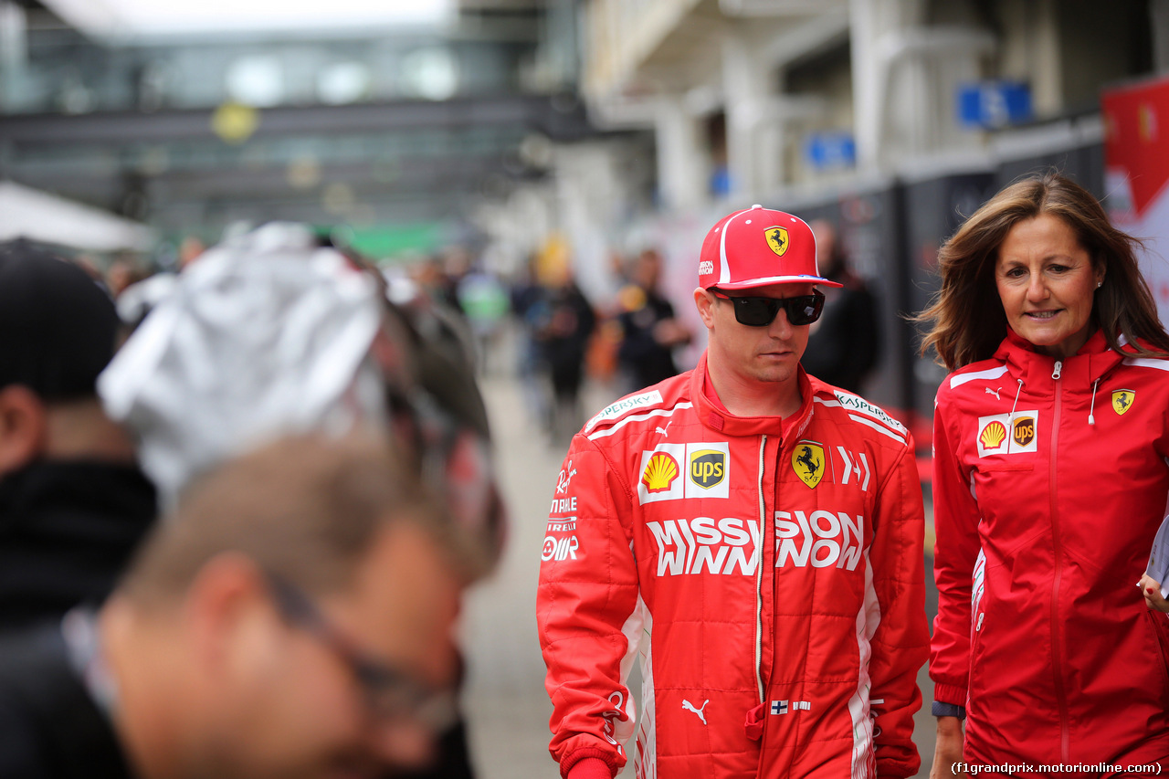 GP BRASILE, 08.11.2018 - Kimi Raikkonen (FIN) Ferrari SF71H e Stefania Boccoli (ITA) Ferrari PR Officer