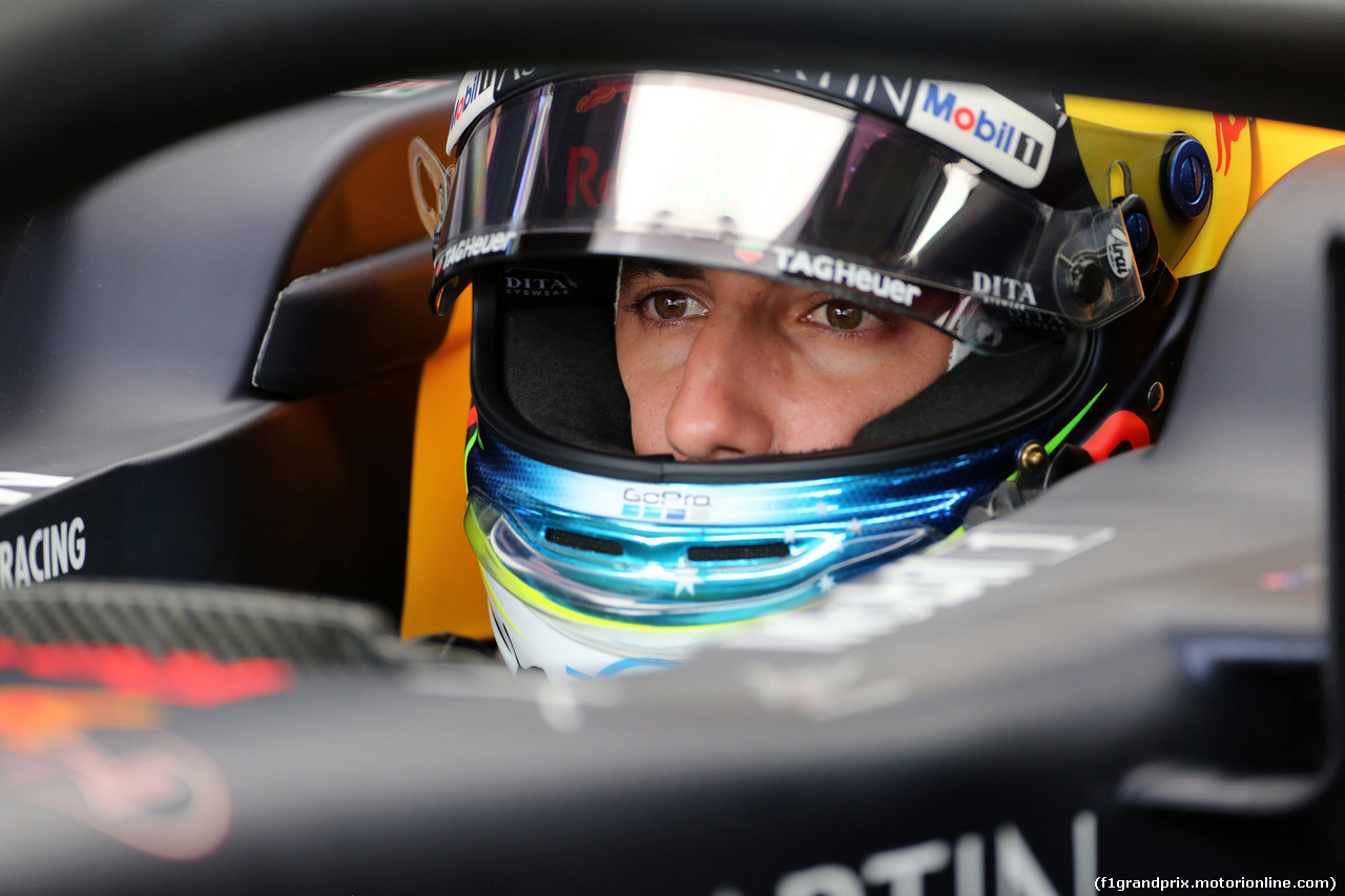 GP BRASILE, 10.11.2018 - Prove Libere 3, Daniel Ricciardo (AUS) Red Bull Racing RB14