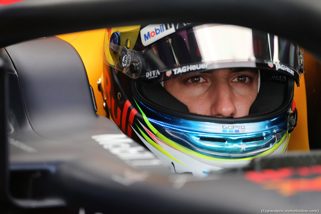 GP BRASILE, 10.11.2018 - Prove Libere 3, Daniel Ricciardo (AUS) Red Bull Racing RB14