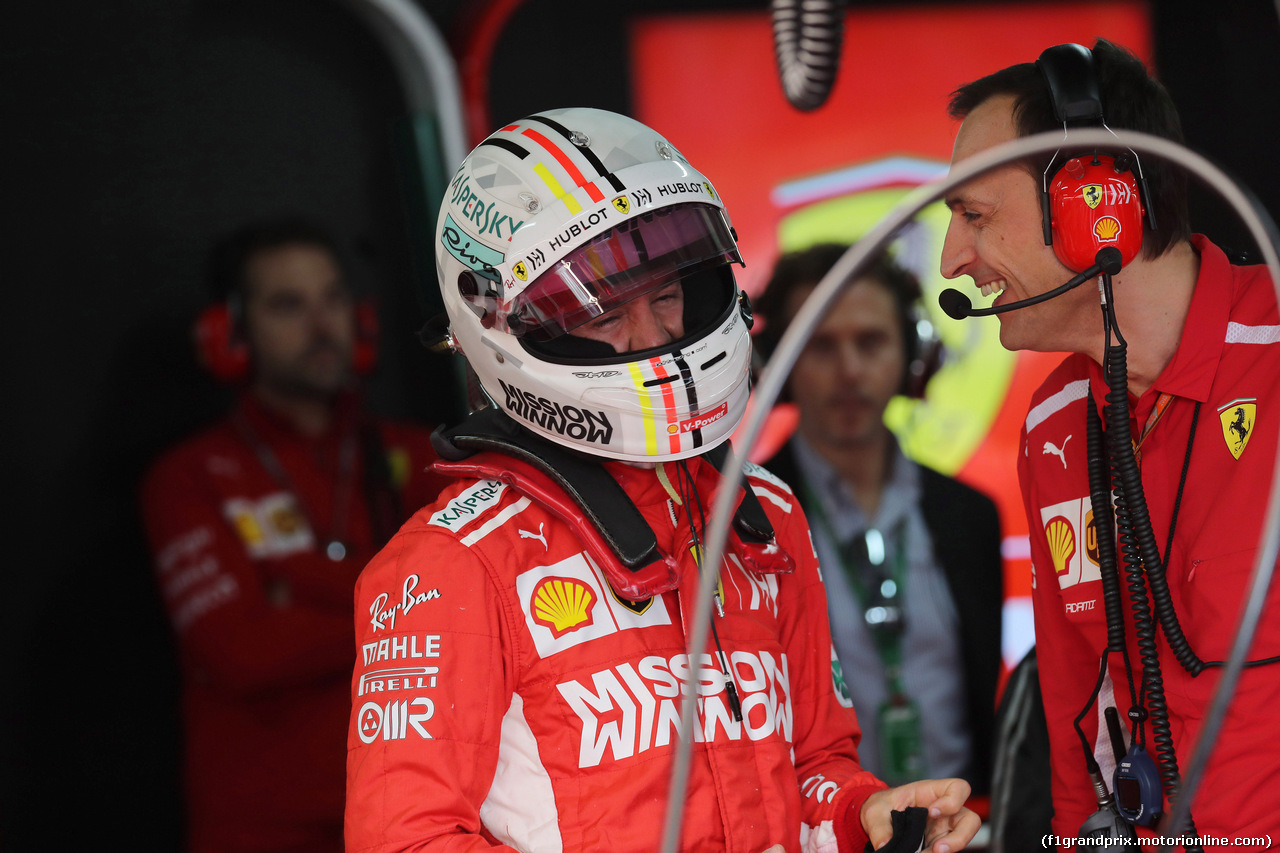 GP BRASILE, 10.11.2018 - Prove Libere 3, Sebastian Vettel (GER) Ferrari SF71H e Riccardo Adami (ITA) Ferrari Gara Engineer