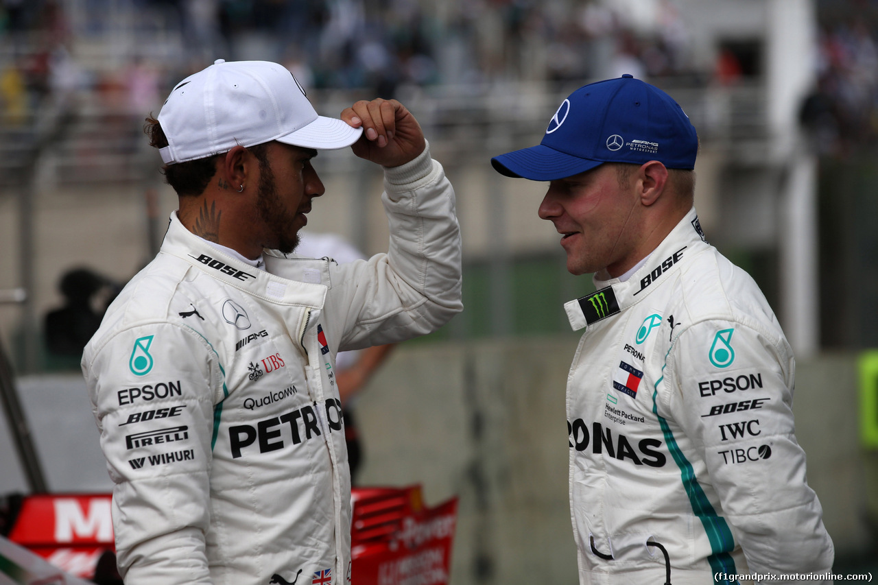 GP BRASILE, 10.11.2018 - Qualifiche, Lewis Hamilton (GBR) Mercedes AMG F1 W09 pole position e 3rd place Valtteri Bottas (FIN) Mercedes AMG F1 W09