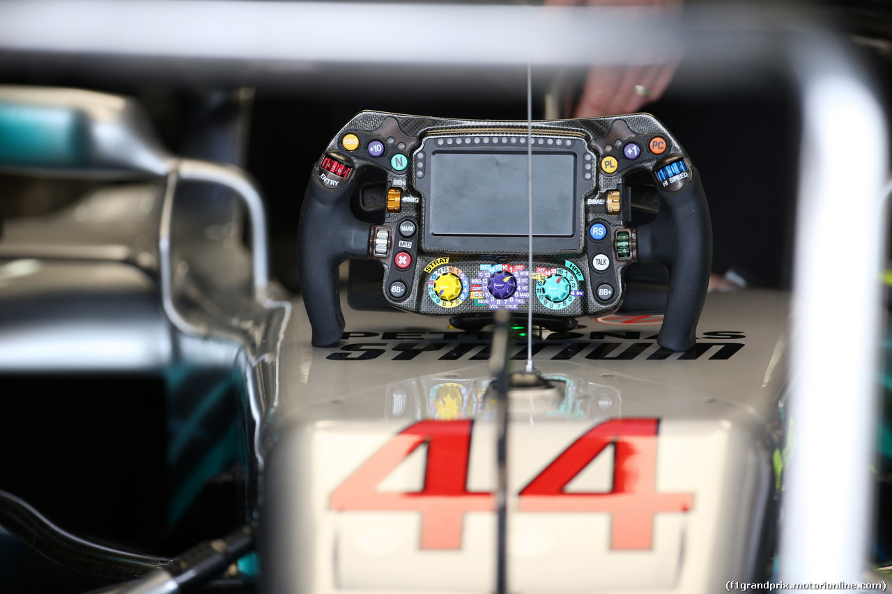 GP BRASILE, 09.11.2018 - Prove Libere 1, The steering wheel of Lewis Hamilton (GBR) Mercedes AMG F1 W09