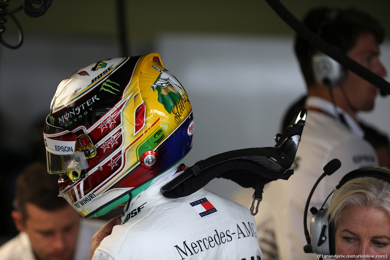 GP BRASILE, 09.11.2018 - Prove Libere 1, Lewis Hamilton (GBR) Mercedes AMG F1 W09