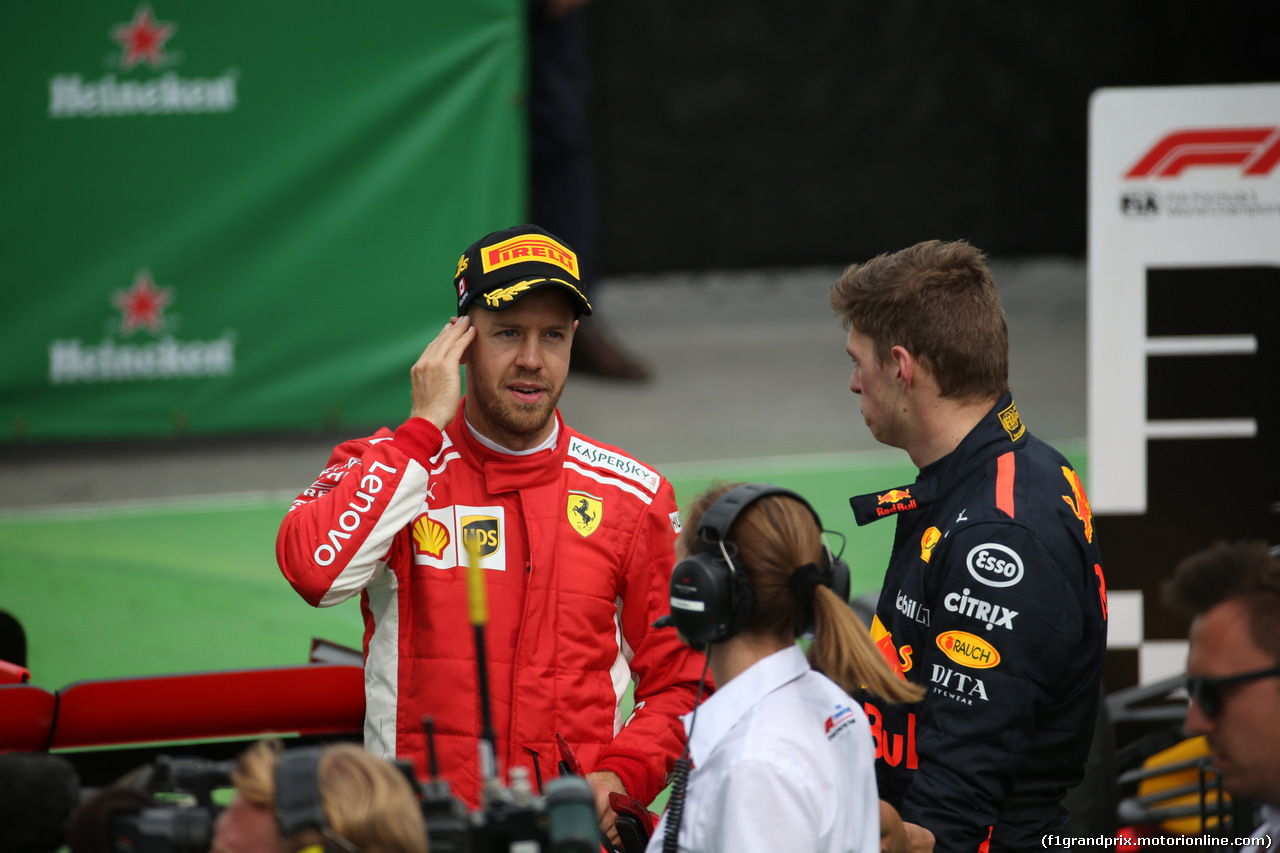 GP CANADA, 10.06.2018- Gara, Sebastian Vettel (GER) Ferrari SF71H e Max Verstappen (NED) Red Bull Racing RB14 in Parc ferme