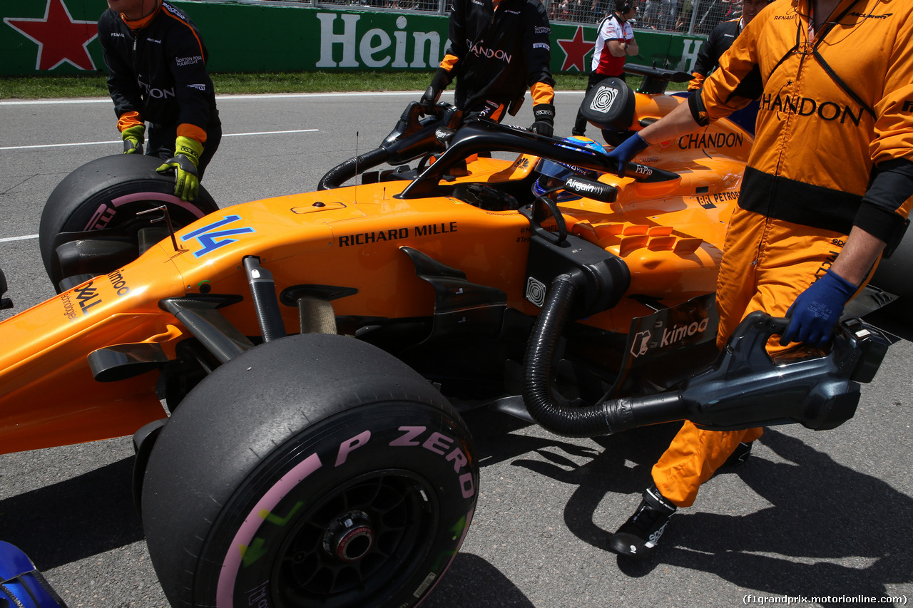 GP CANADA, 10.06.2018- Gara, the partenzaing grid:  Fernando Alonso (ESP) McLaren Renault MCL33