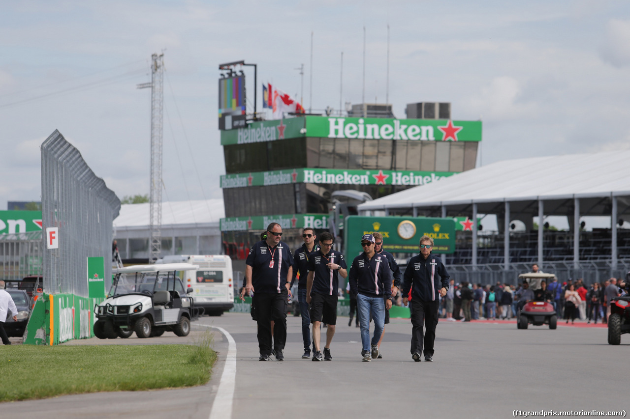 GP CANADA, 07.06.2018 - Sergio Perez (MEX) Sahara Force India F1 VJM11 walks the circuit