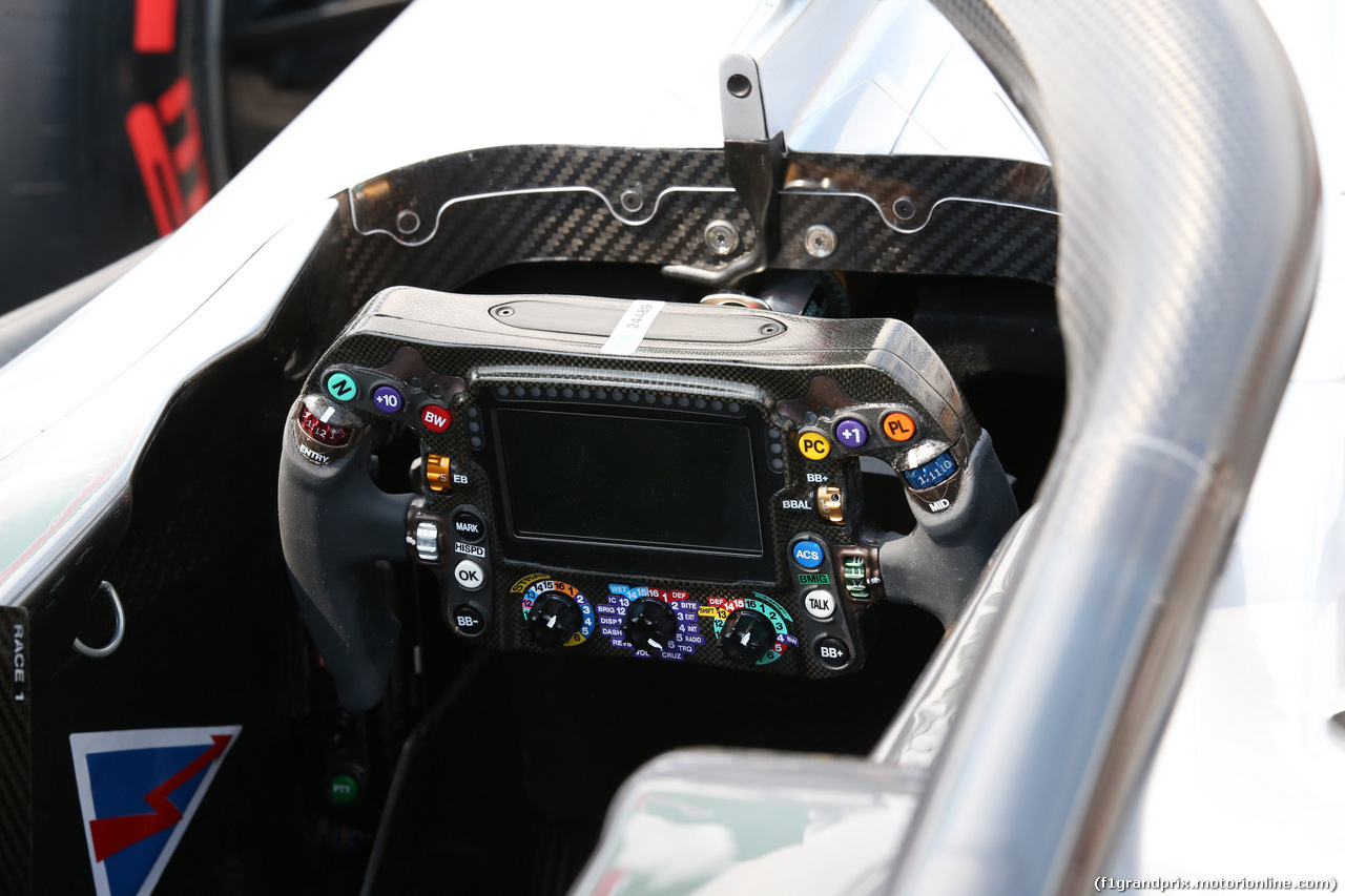 GP CANADA, 07.06.2018 - Mercedes AMG F1 W09 steering wheel