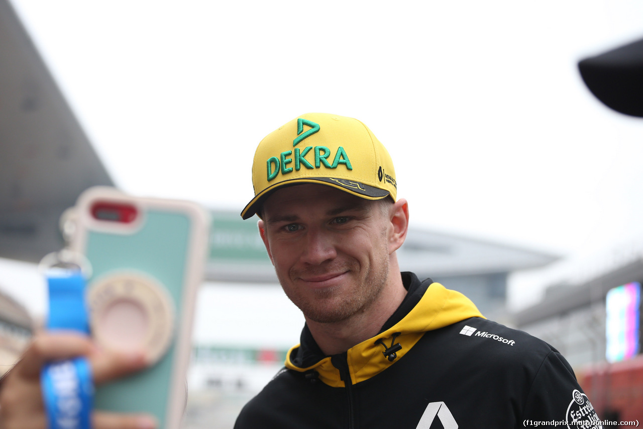 GP CINA, 12.04.2018- Autograph Session, Nico Hulkenberg (GER) Renault Sport F1 Team RS18