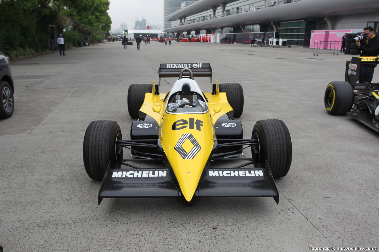 GP CINA, 12.04.2018- Old Renault F1 Cars