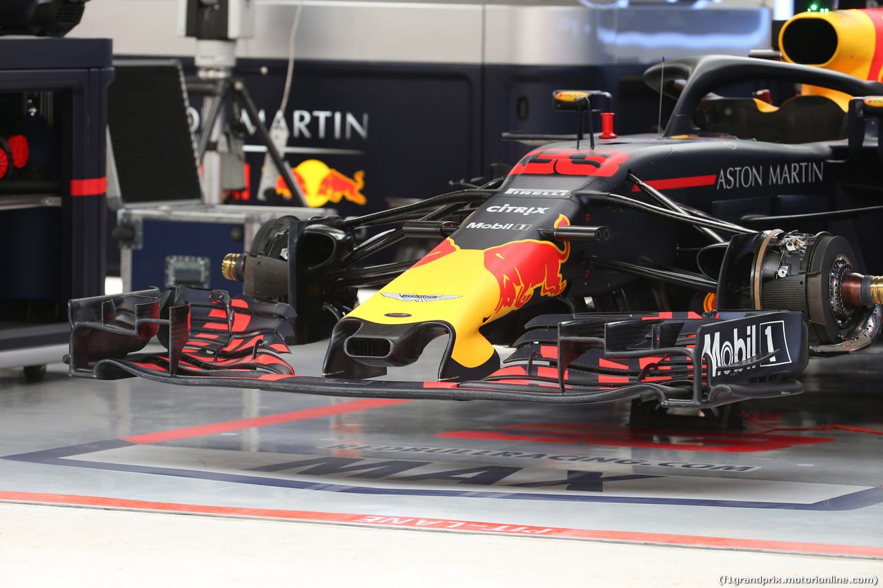 GP CINA, 12.04.2018- Aston Martin Red Bull Racing RB14 Frontal Wing