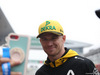 GP CINA, 12.04.2018- Autograph Session, Nico Hulkenberg (GER) Renault Sport F1 Team RS18