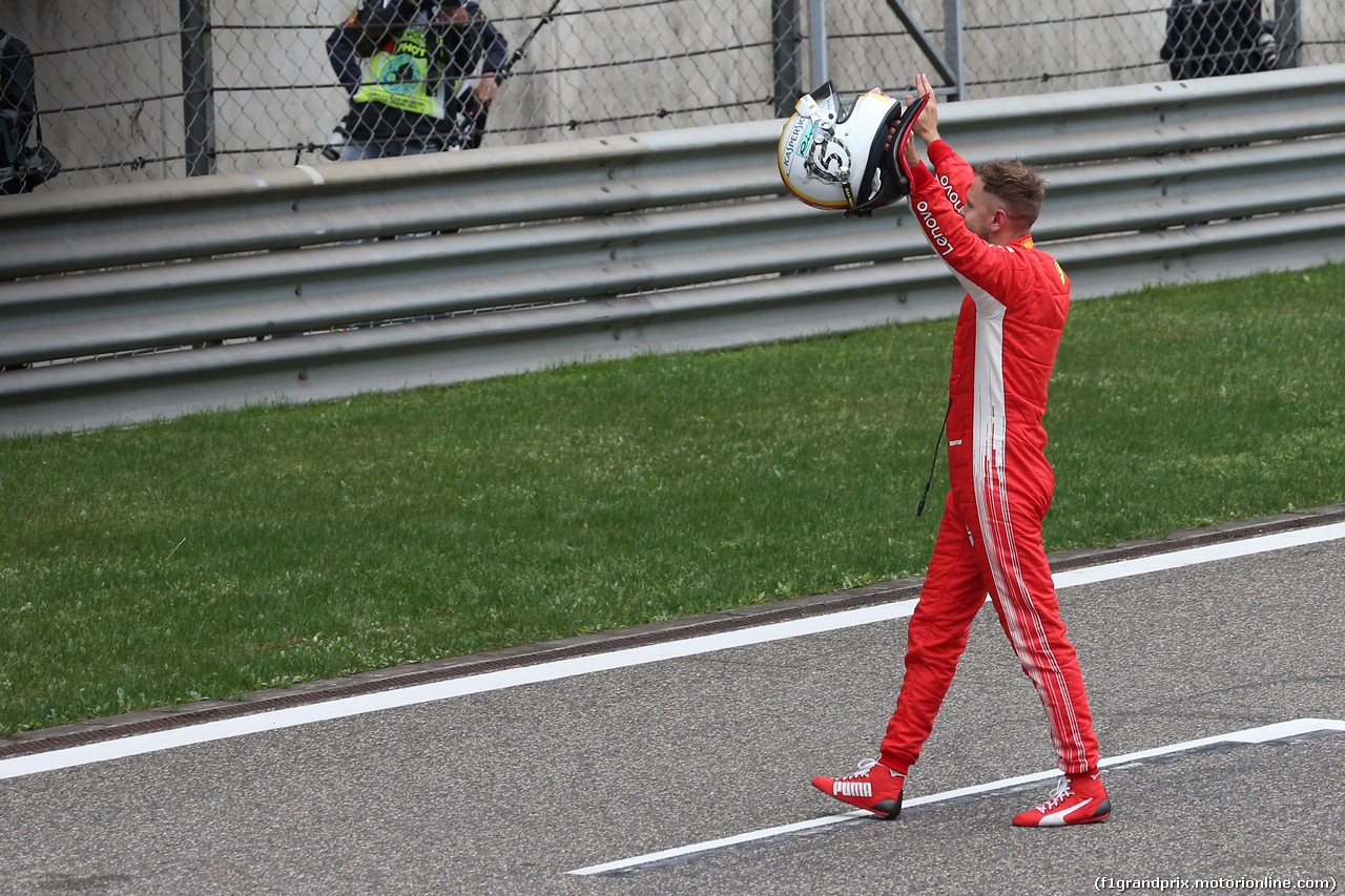 GP CINA, 14.04.2018- Qualifiche celebration: pole position Sebastian Vettel (GER) Ferrari SF71H