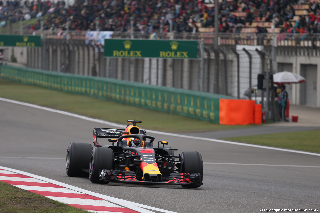 GP CINA, 14.04.2018- Qualifiche, Daniel Ricciardo (AUS) Red Bull Racing RB14