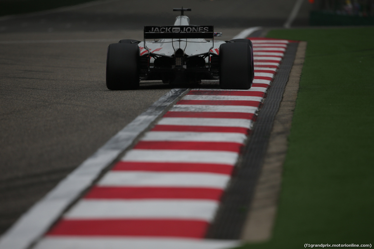 GP CINA, 14.04.2018- Qualifiche, Romain Grosjean (FRA) Haas F1 Team VF-18
