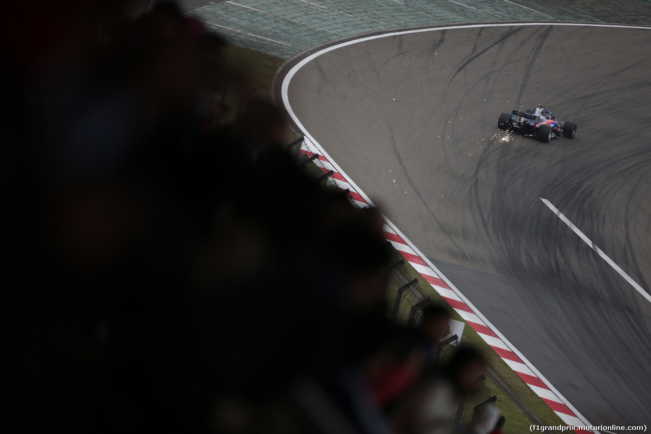 GP CINA, 14.04.2018- Qualifiche, Brendon Hartley (FRA) Scuderia Toro Rosso STR13