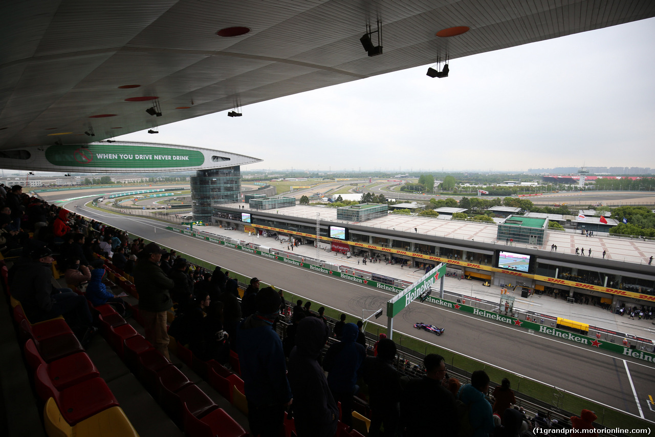 GP CINA, 14.04.2018- Qualifiche, Brendon Hartley (FRA) Scuderia Toro Rosso STR13