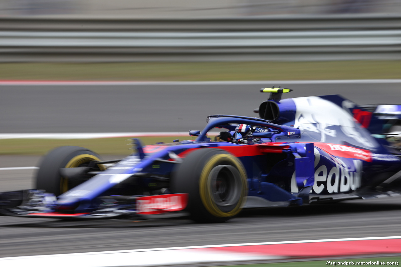 GP CINA, 13.04.2018- Prove Libere 1, Pierre Gasly (FRA) Scuderia Toro Rosso STR13