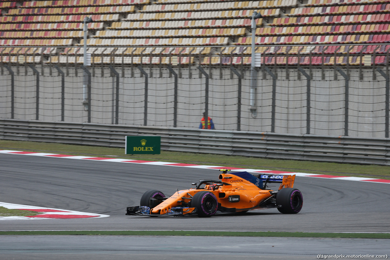 GP CINA, 13.04.2018- Prove Libere 1, Stoffel Vandoorne (BEL) McLaren MCL33