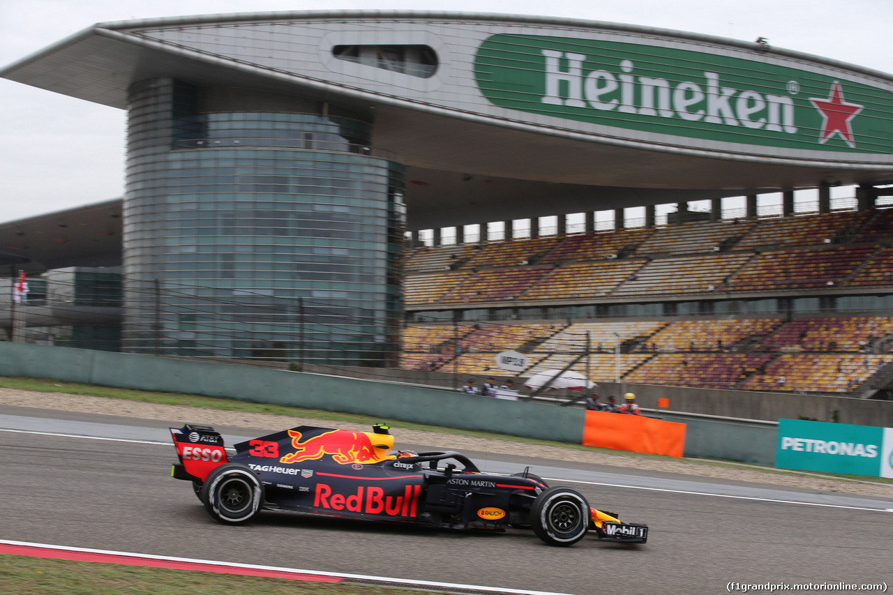 GP CINA, 13.04.2018- Prove Libere 1, Max Verstappen (NED) Red Bull Racing RB14