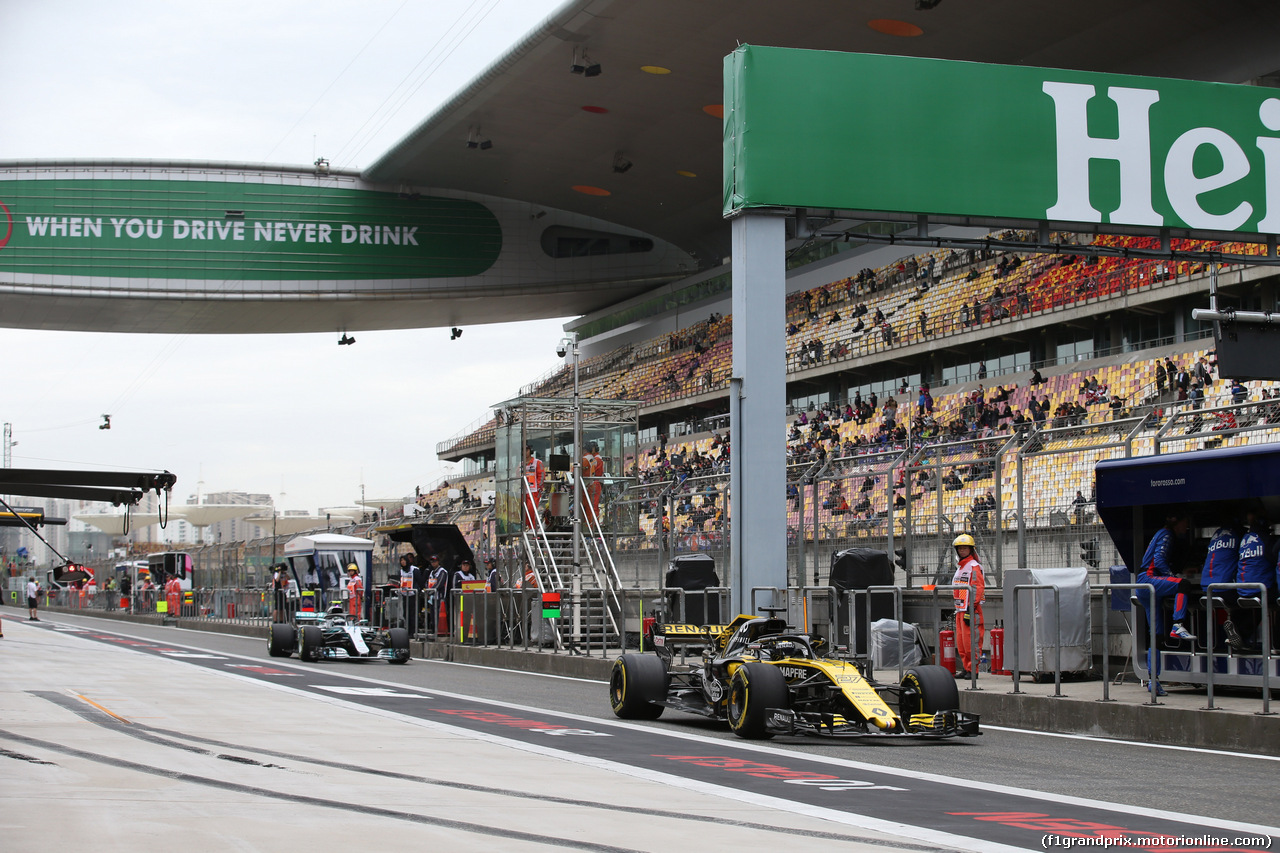 GP CINA, 13.04.2018- Prove Libere 1, Nico Hulkenberg (GER) Renault Sport F1 Team RS18