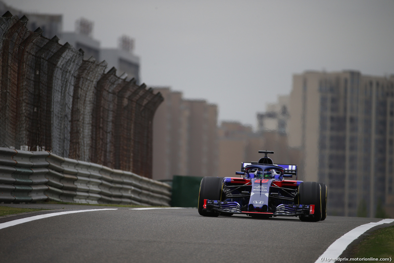 GP CINA, 13.04.2018- Prove Libere 1, Brendon Hartley (FRA) Scuderia Toro Rosso STR13