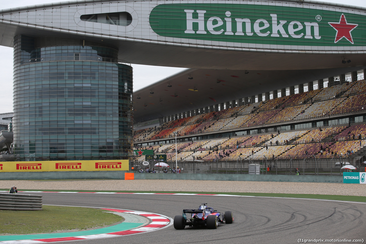 GP CINA, 13.04.2018- Prove Libere 1, Brendon Hartley (FRA) Scuderia Toro Rosso STR13