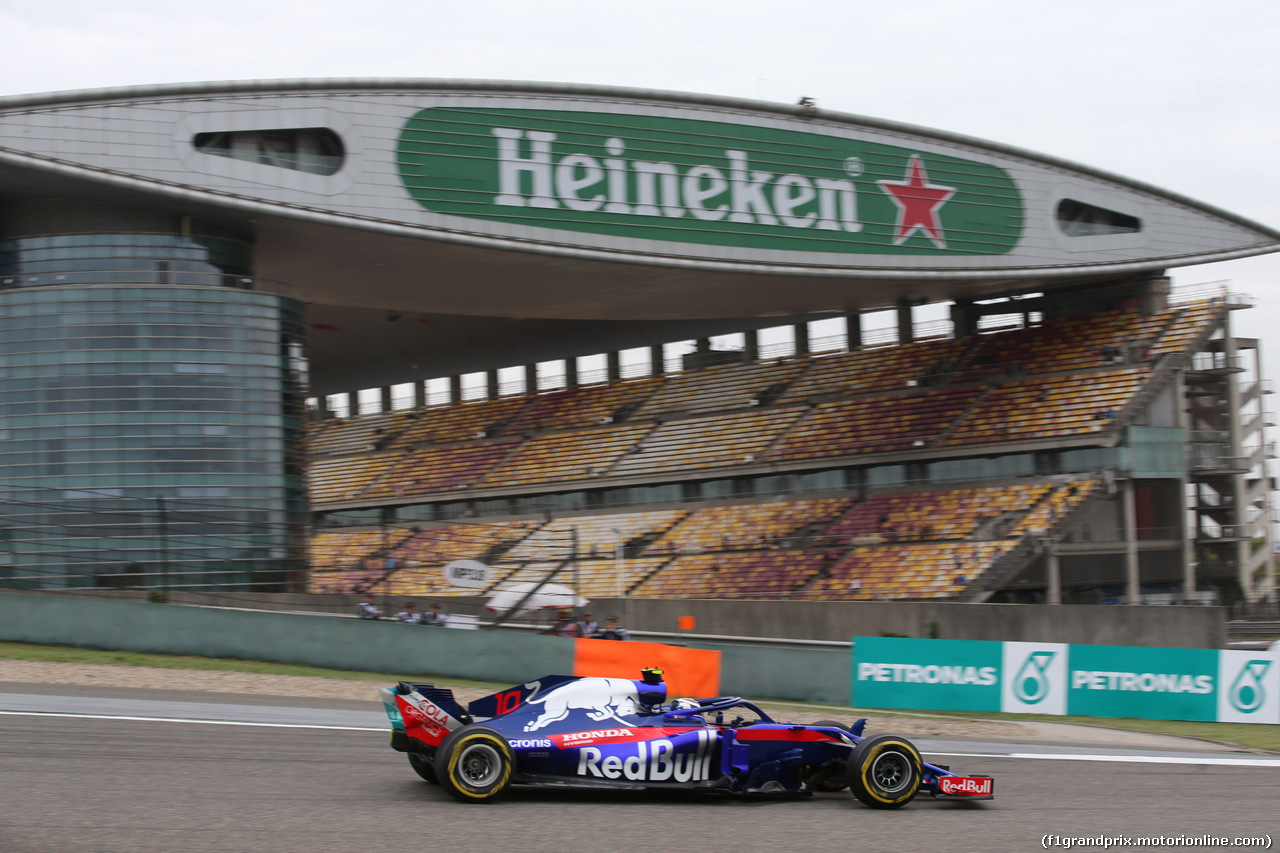 GP CINA, 13.04.2018- Prove Libere 1, Pierre Gasly (FRA) Scuderia Toro Rosso STR13