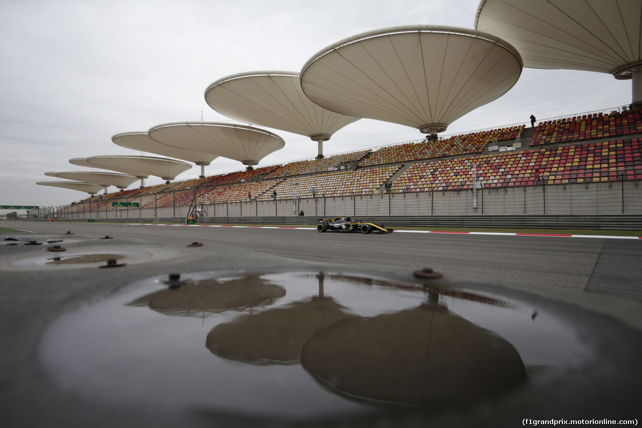 GP CINA, 13.04.2018- Prove Libere 1, Nico Hulkenberg (GER) Renault Sport F1 Team RS18