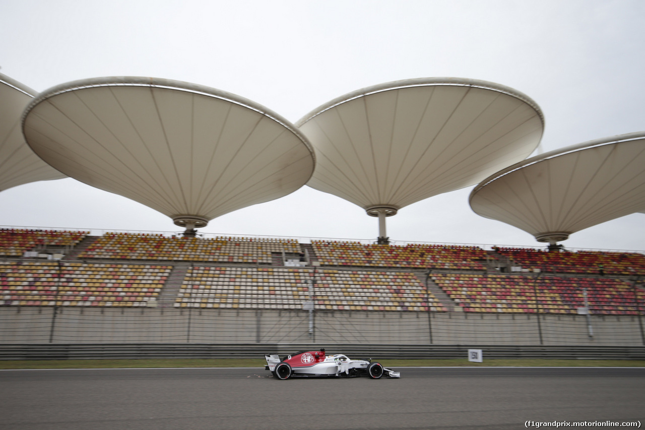 GP CINA, 13.04.2018- Prove Libere 1, Marcus Ericsson (SUE) Alfa Romeo Sauber C37