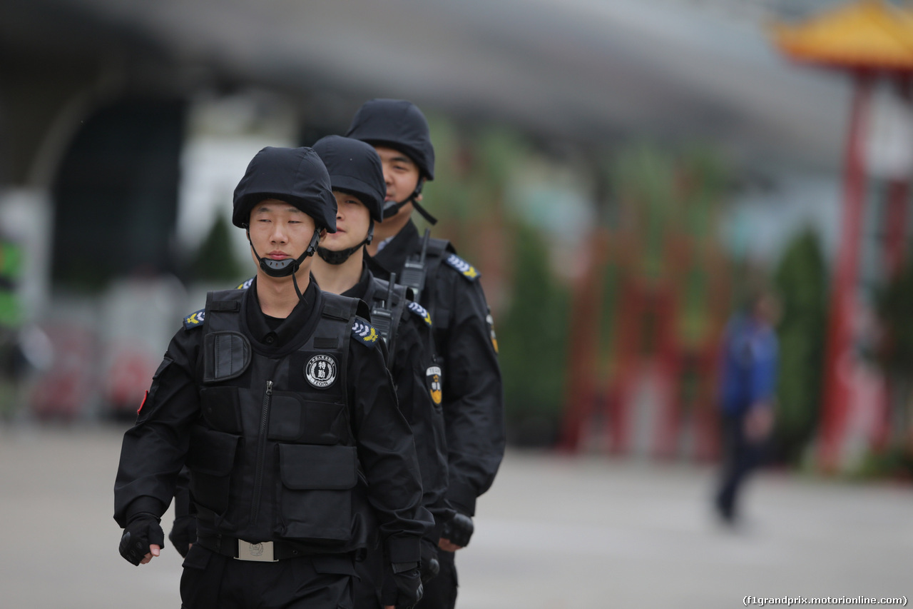 GP CINA, 13.04.2018- People in the paddock