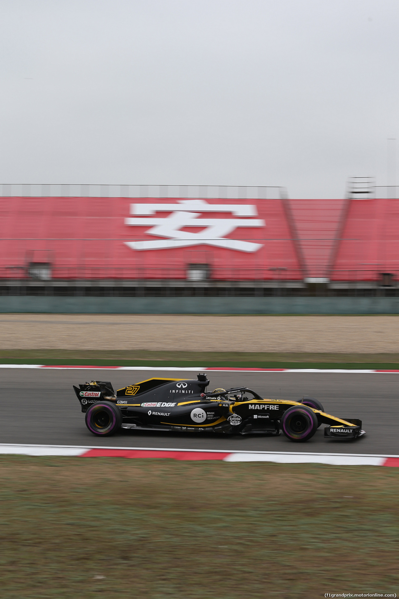 GP CINA, 13.04.2018- Prove Libere 2, Nico Hulkenberg (GER) Renault Sport F1 Team RS18