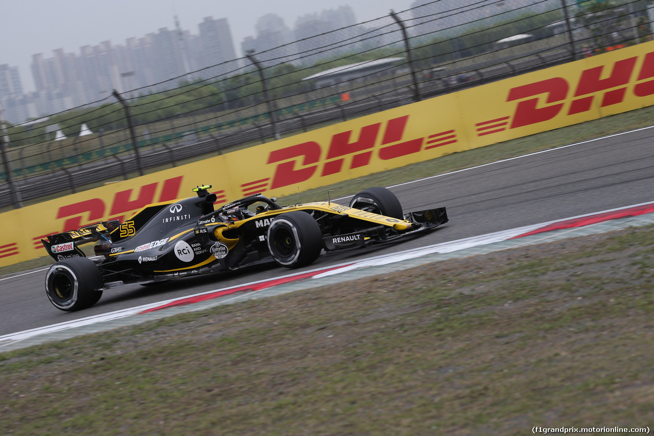 GP CINA, 13.04.2018- Prove Libere 2, Carlos Sainz Jr (ESP) Renault Sport F1 Team RS18
