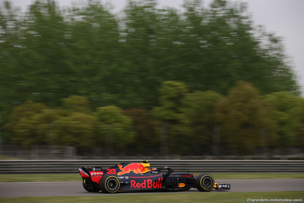 GP CINA, 13.04.2018- Prove Libere 2, Max Verstappen (NED) Red Bull Racing RB14