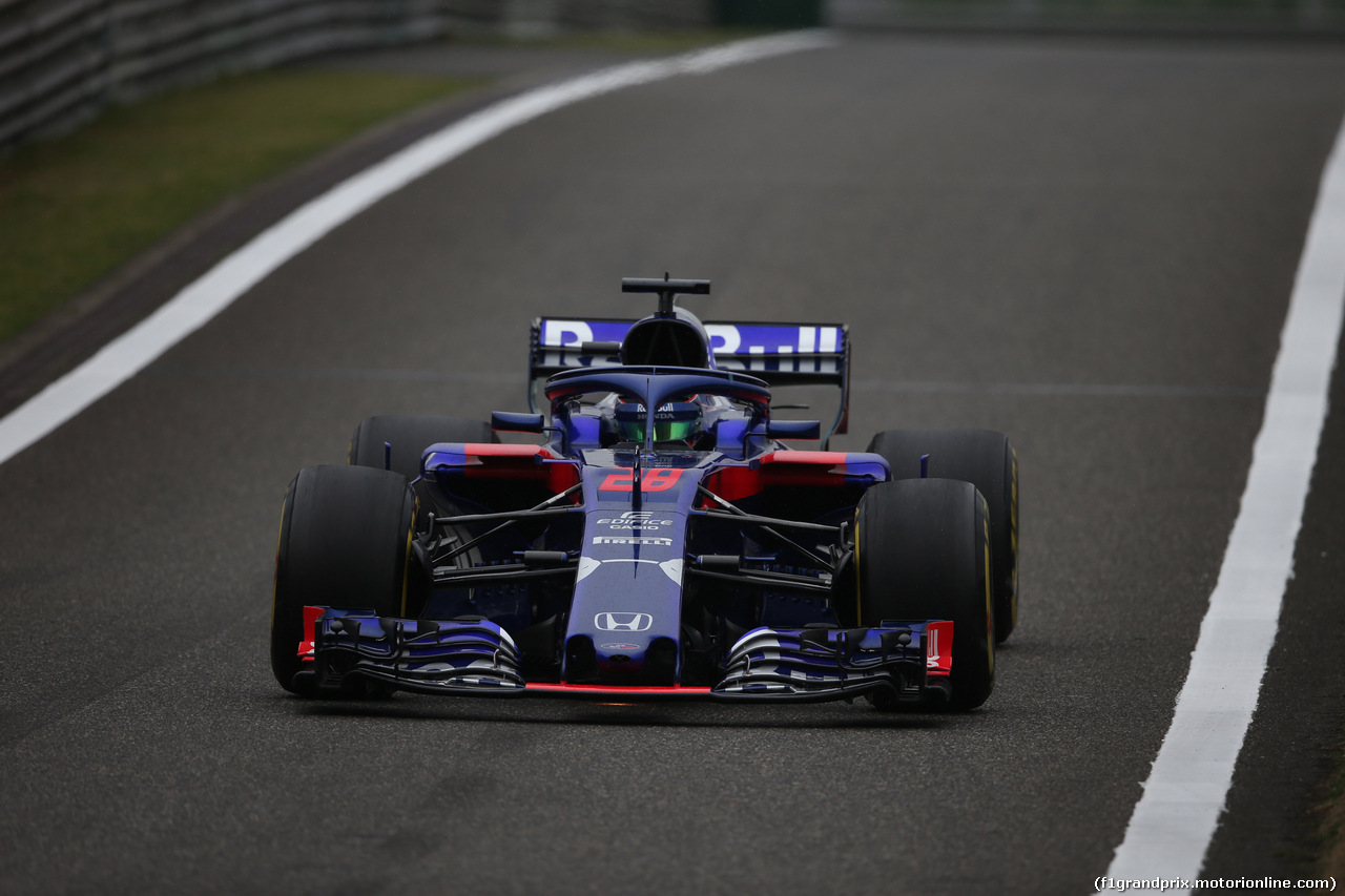 GP CINA, 13.04.2018- Prove Libere 2, Brendon Hartley (FRA) Scuderia Toro Rosso STR13