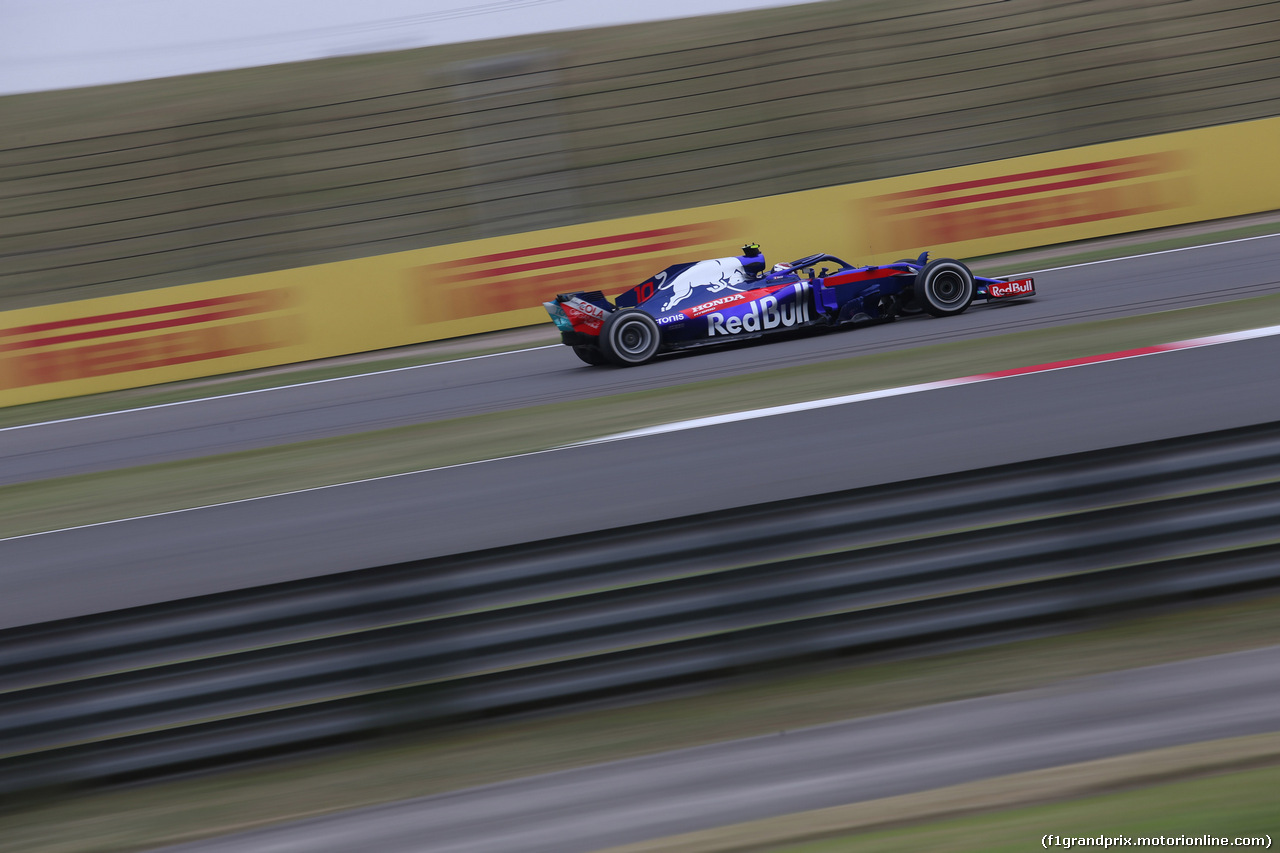 GP CINA, 13.04.2018- Prove Libere 2, Pierre Gasly (FRA) Scuderia Toro Rosso STR13