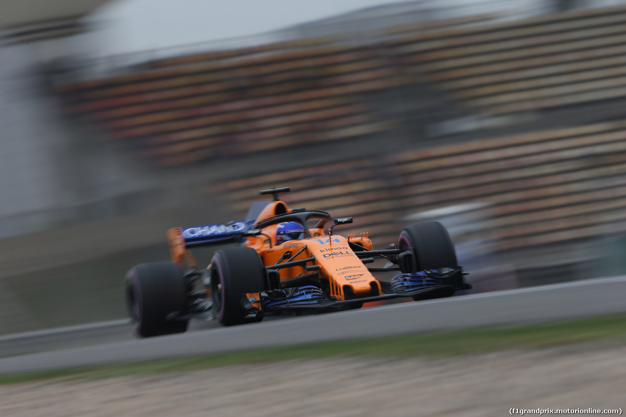 GP CINA, 13.04.2018- Prove Libere 2, Fernando Alonso (ESP) McLaren Renault MCL33