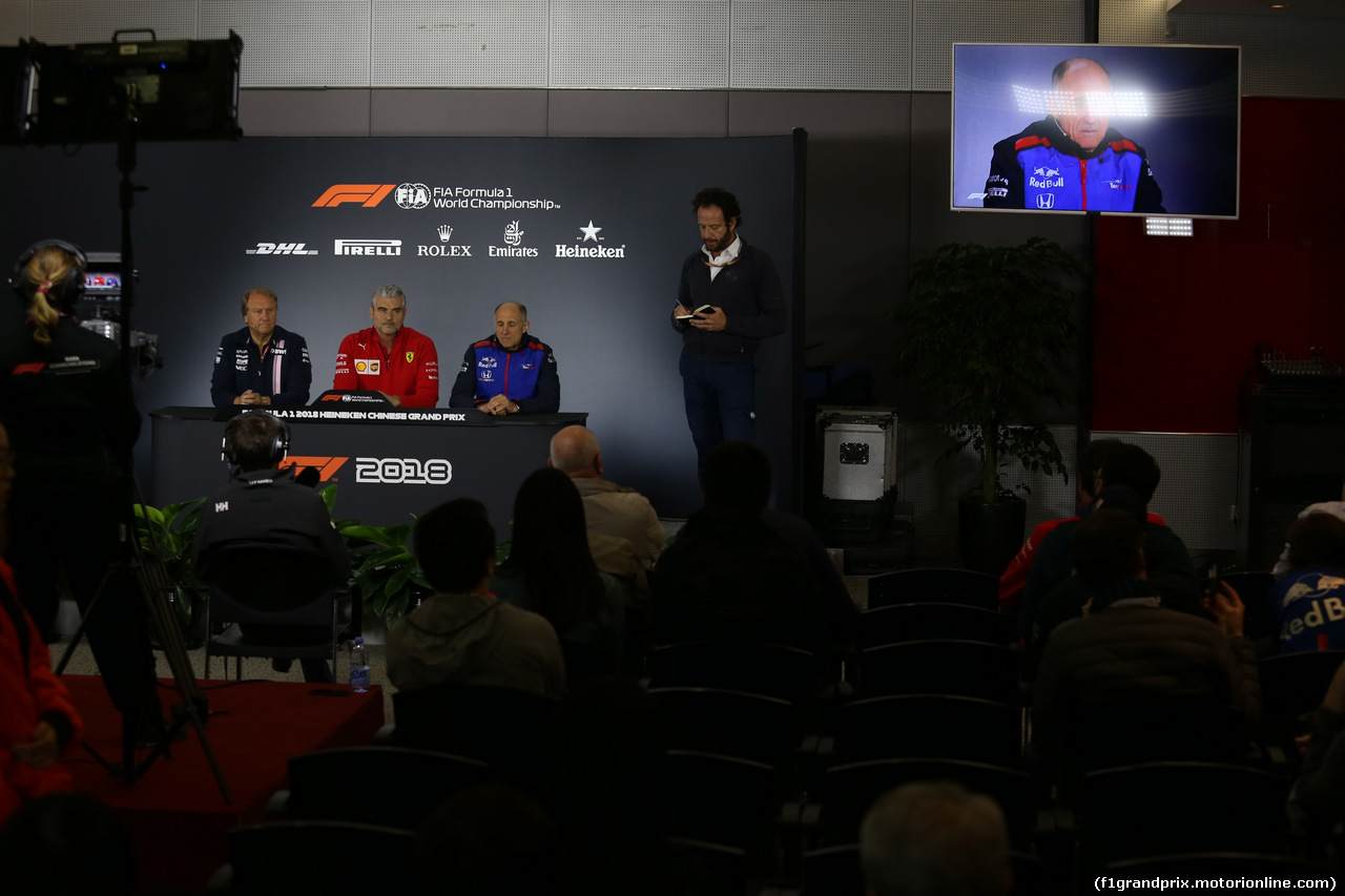 GP CINA, 13.04.2018- Venerdi' Official Fia press conference, L to R Robert Fernley (GBR) Sahara Force India F1 Team Deputy Team Principal, Maurizio Arrivabene (ITA) Ferrari Team Principal e Franz Tost, Scuderia Toro Rosso, Team Principal