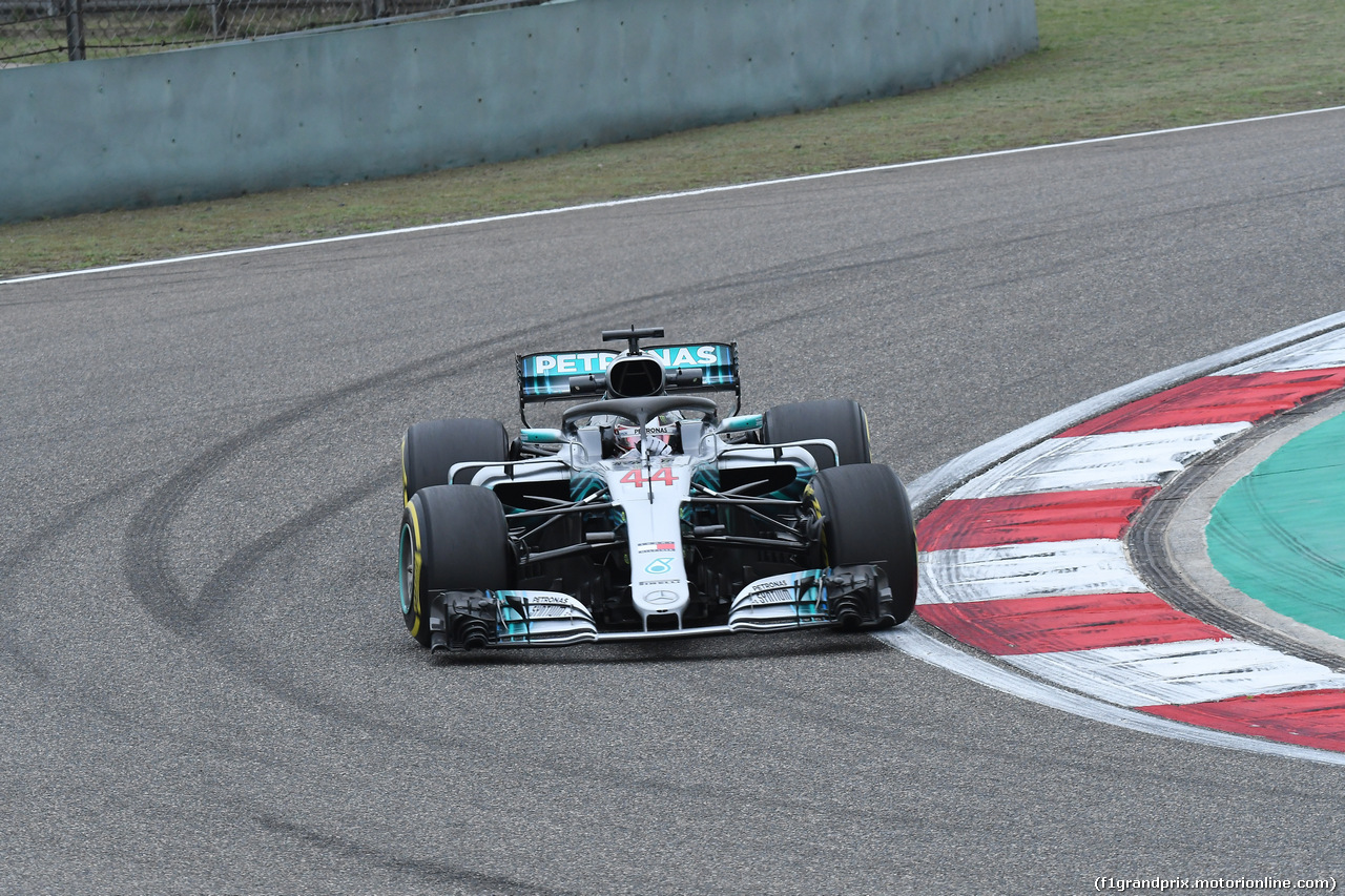 GP CINA, 13.04.2018- Prove Libere 2, Lewis Hamilton (GBR) Mercedes AMG F1 W09