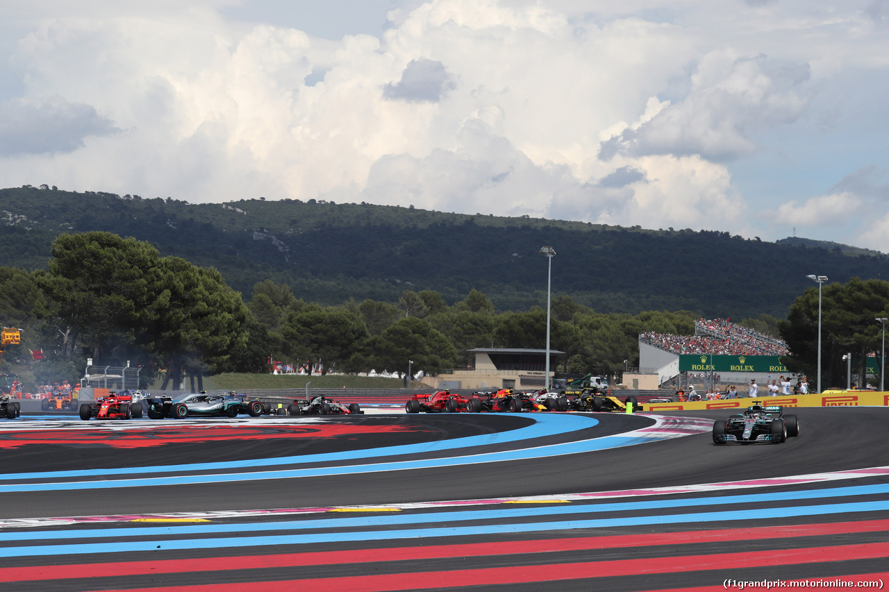 GP FRANCIA, 24.06.2018- Gara, Lewis Hamilton (GBR) Mercedes AMG F1 W09