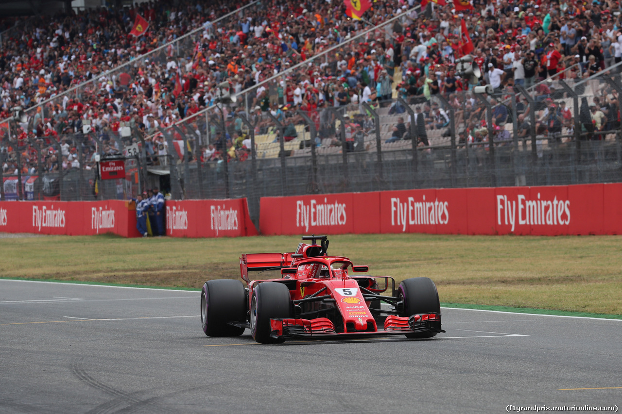 GP GERMANIA, 21.07.2018 - Qualifiche, Sebastian Vettel (GER) Ferrari SF71H pole position waves to the fans