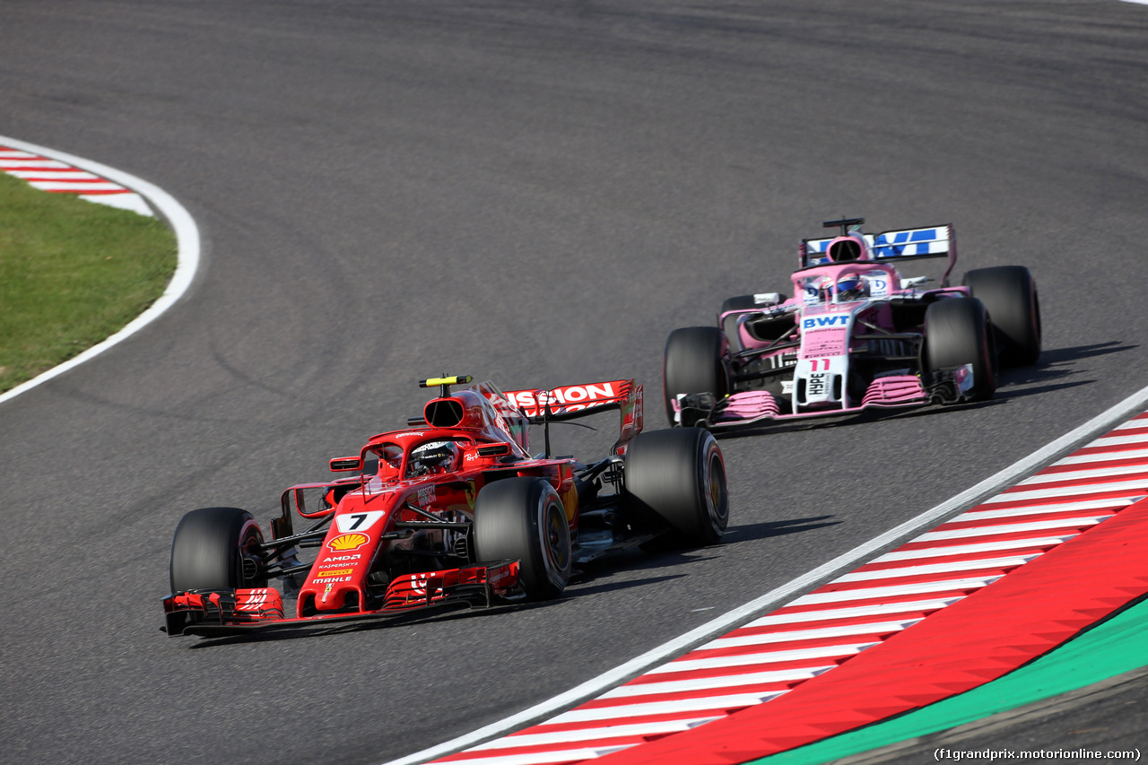 GP GIAPPONE, 07.10.2018 - Gara, Sebastian Vettel (GER) Ferrari SF71H e Sergio Perez (MEX) Racing Point Force India F1 VJM11