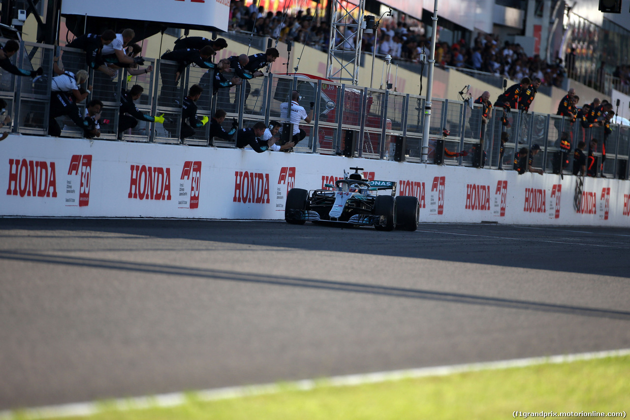 GP GIAPPONE, 07.10.2018 - Gara, Lewis Hamilton (GBR) Mercedes AMG F1 W09 vincitore